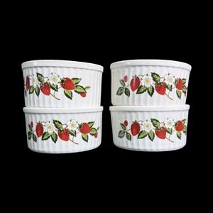 Sheffield Strawberries and Cream Stoneware Collection Ramekin Dishes Lot of 4